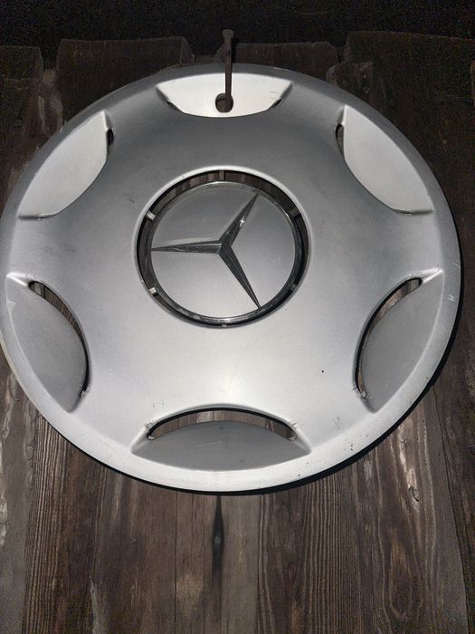 Продам колпаки на разные авто.