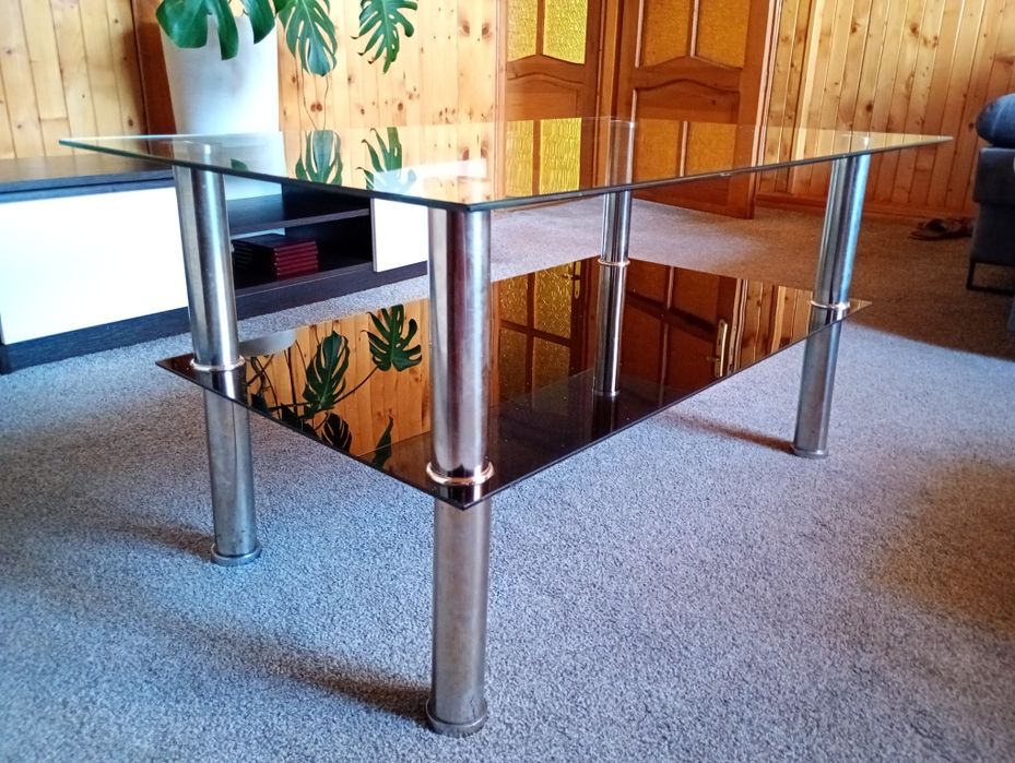 Śliczny szklany stolik kawowy ława