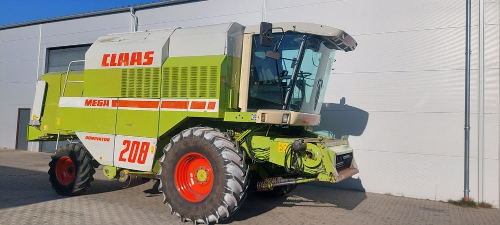 Claas Mega 208 ||