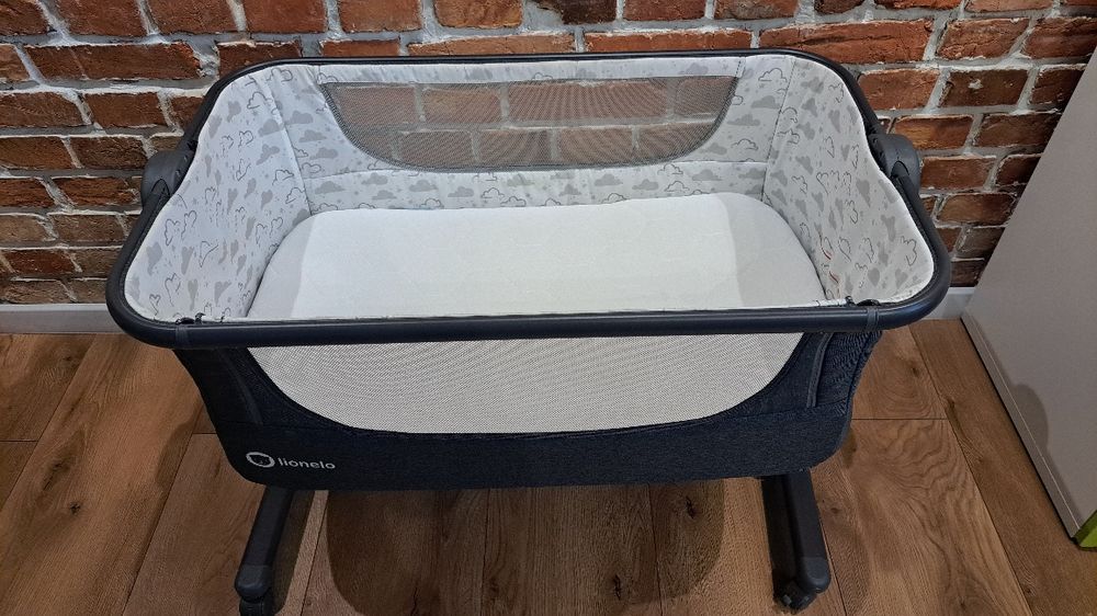 Łóżeczko dostawne