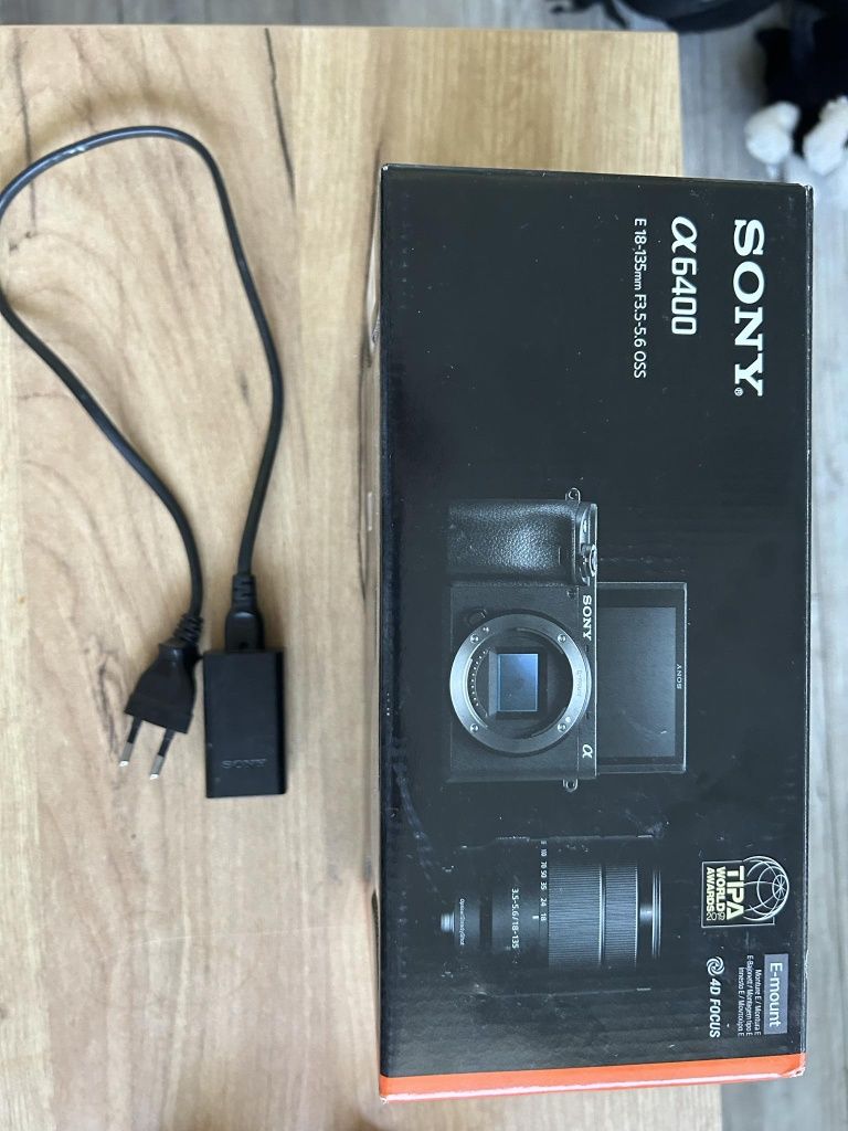 Aparat sony a6400 + obiektyw song 18-135 mm