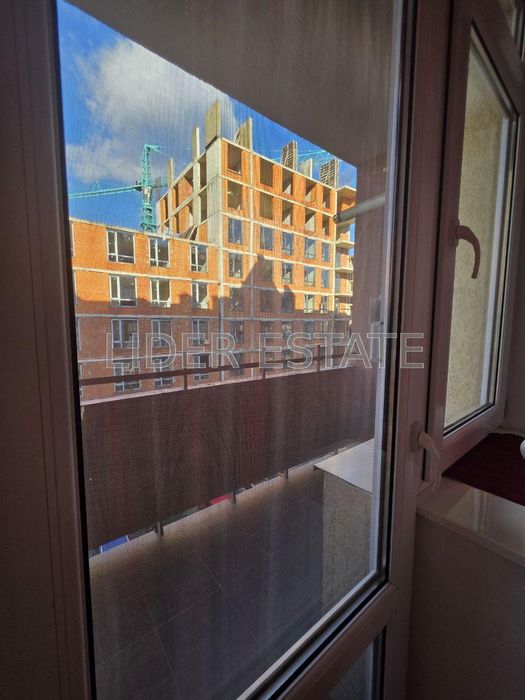 Продам 2-кімнатну квартиру по вул. Гленца