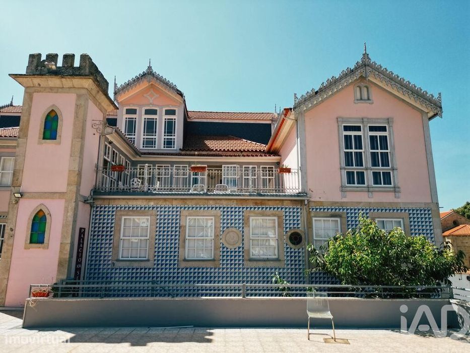 Solar T13 em Armamar de 1093,00 m2