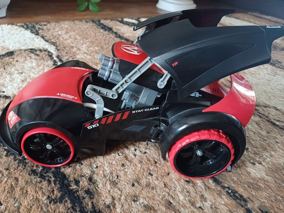 Продам машинку  Maisto Tech Street Troopers Project на дистанційному р