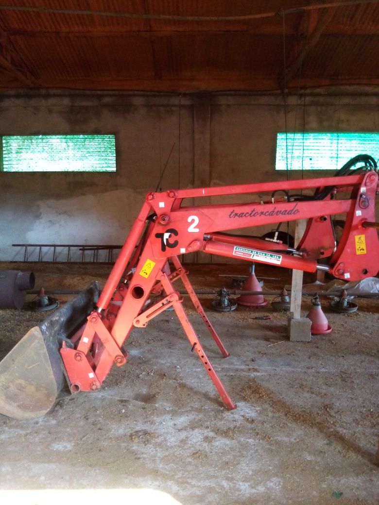 Alfaia para tractor