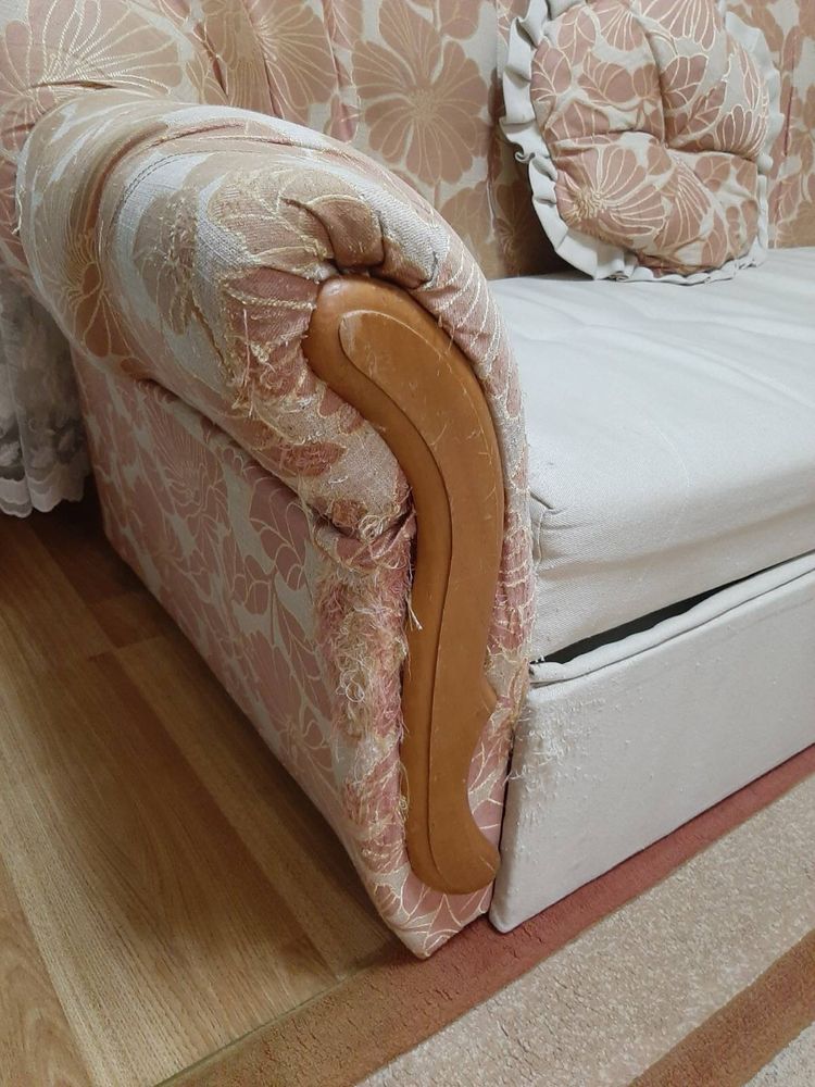 Продам диван б/у