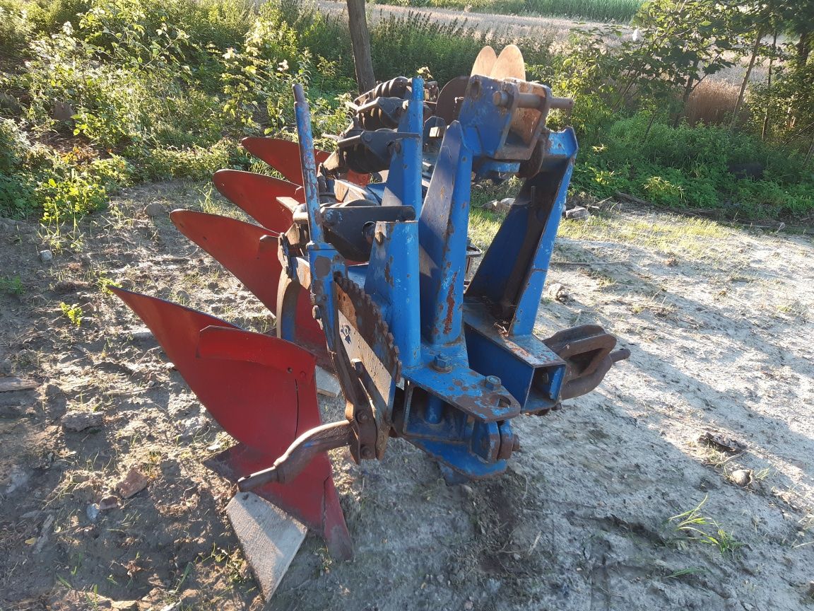 Sprzedam pług 4-skibowy 3 plus 1