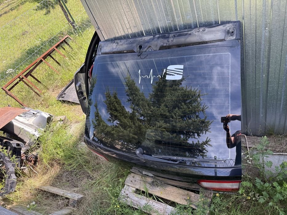 Klapa bagażnika Seat Leon I lc9z szyba klapy