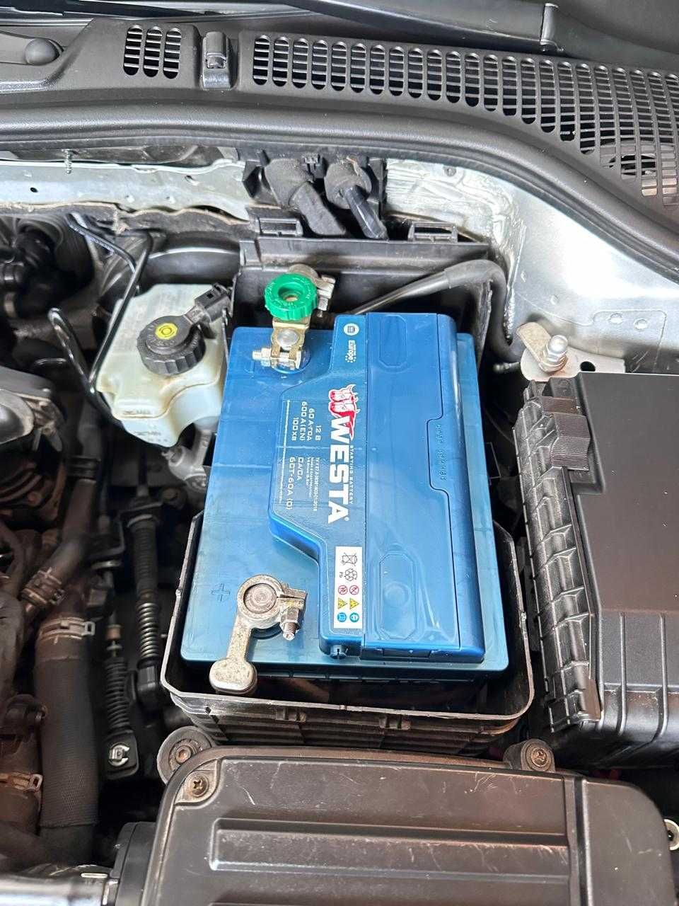 Продаю свое авто Skoda Octavia 2009