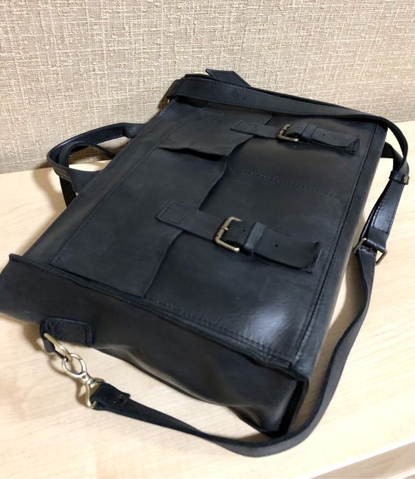 Черная сумка-сэтчел из натуральной кожи