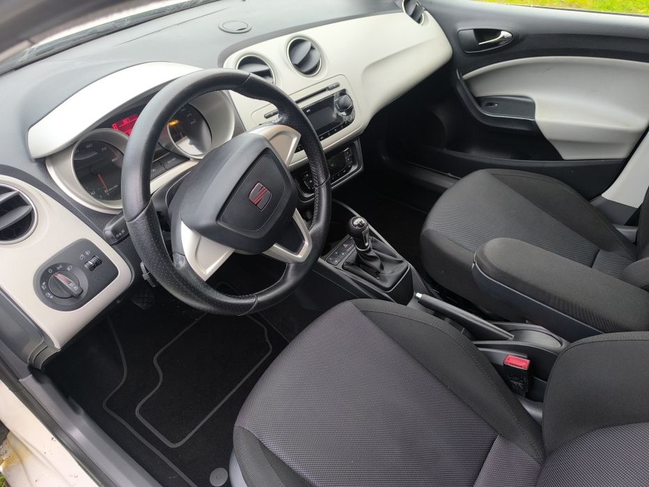 Seat Ibiza 1.6benzyna klima alu