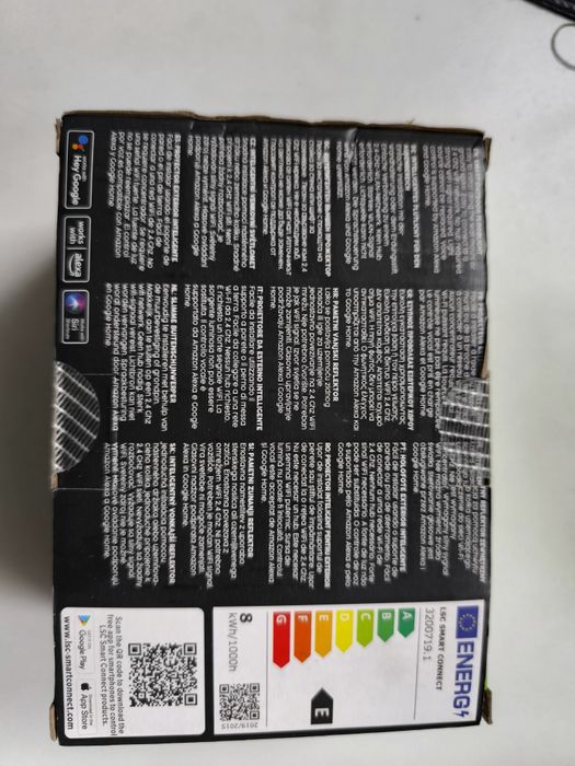 Lampa ogrodowa inteligentna