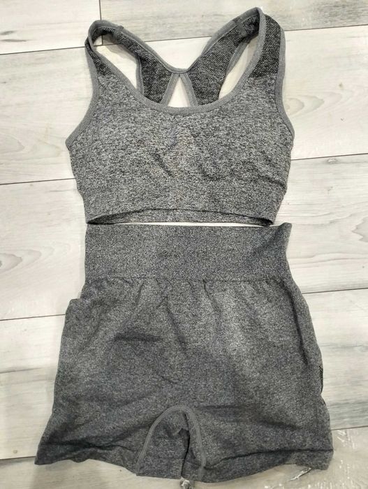 Strój do ćwiczeń fitness