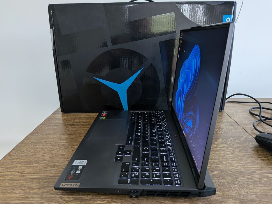 Lenovo Legion 5 Pro Ryzen 5/ram32/RTX3060 6GB/1TB ssd/ 2.5k 240hz