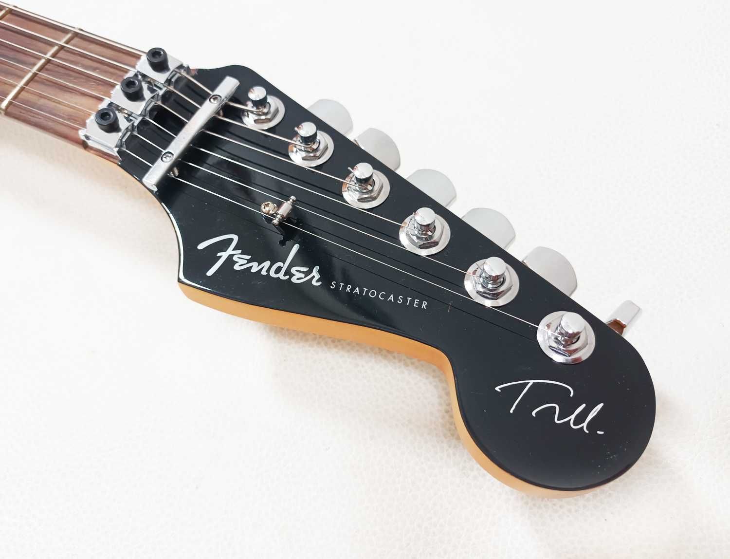 Fender Stratocaster Tom Morello Artist Series
