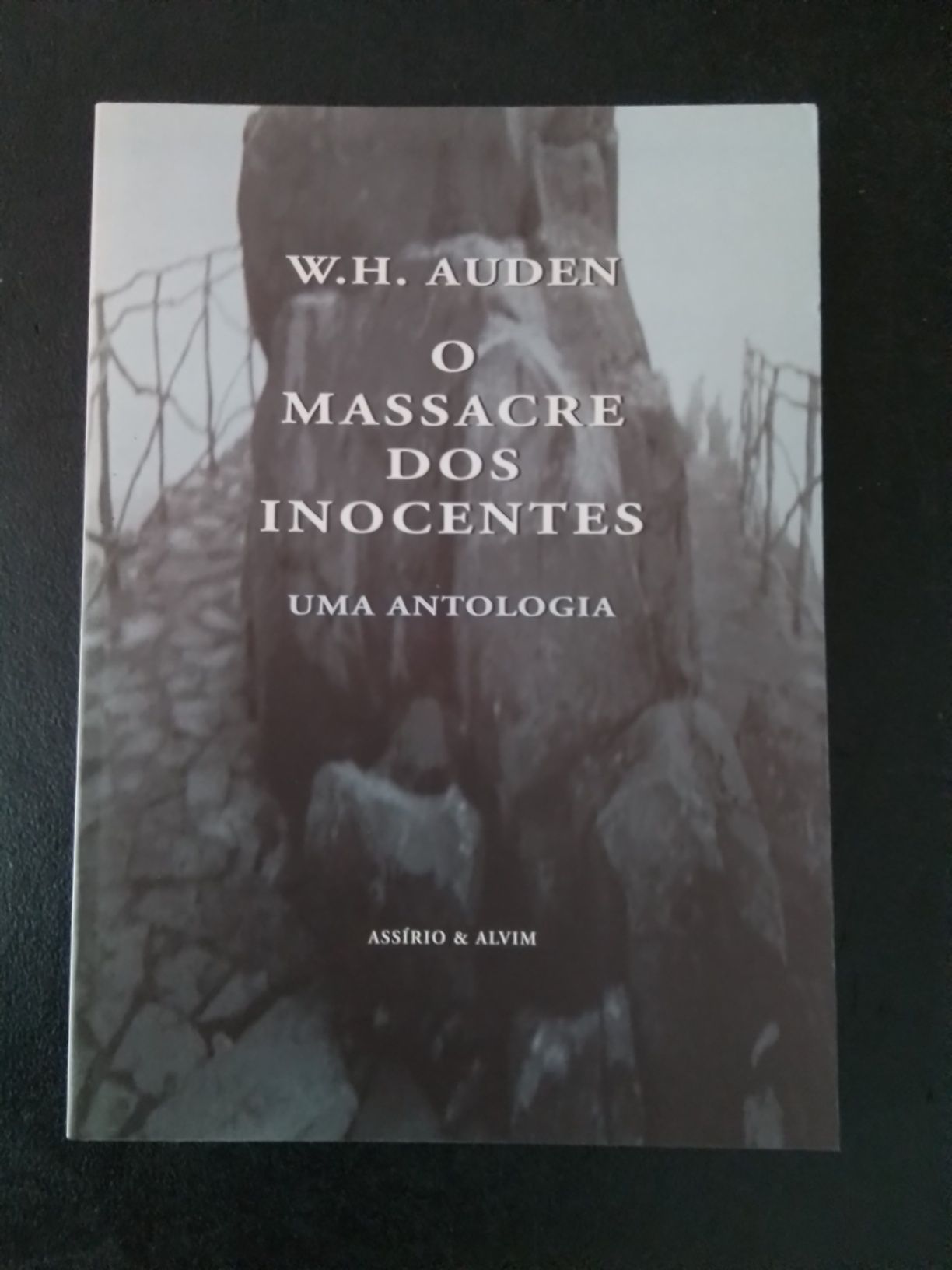 O Massacre dos Inocentes - W. H. Auden [Poesia Assírio e Alvim]