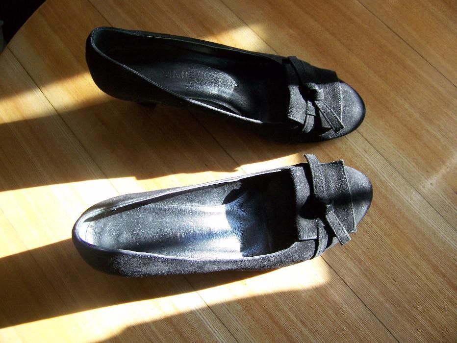 Skórzane czarne czółenka/buty damskie włoskie 38