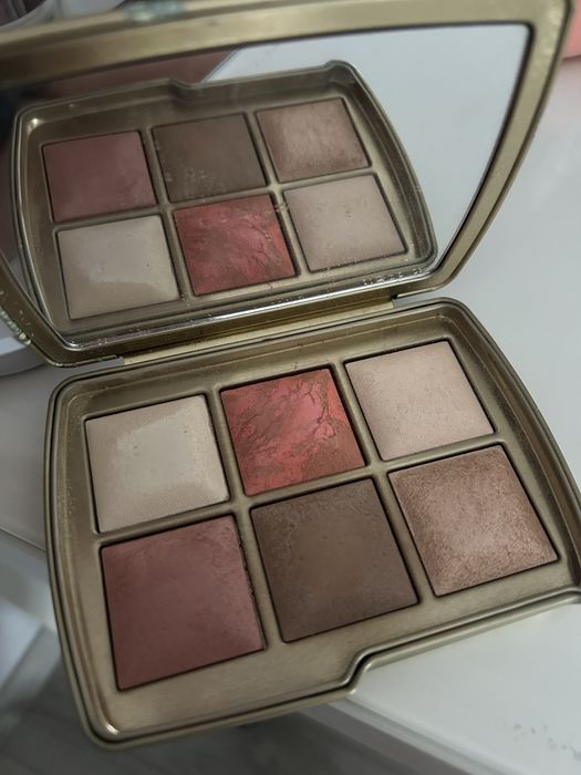 Hourglass dragon paleta paletka do konturowania twarzy smok ambient
