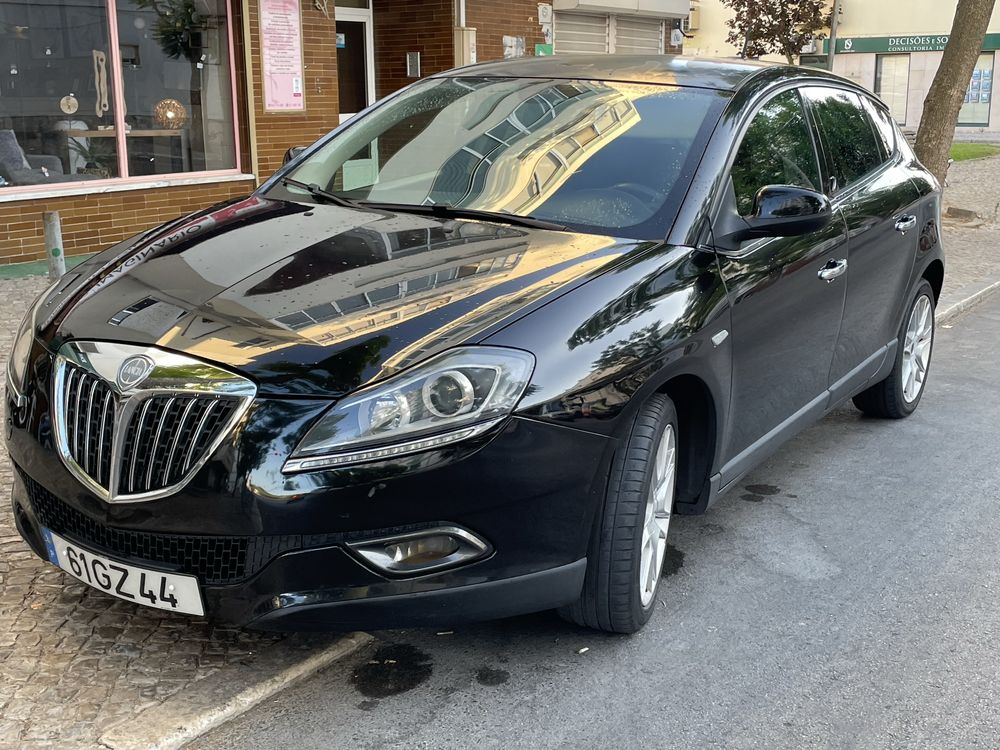 Lancia Delta 1.4 gasolina t-jet