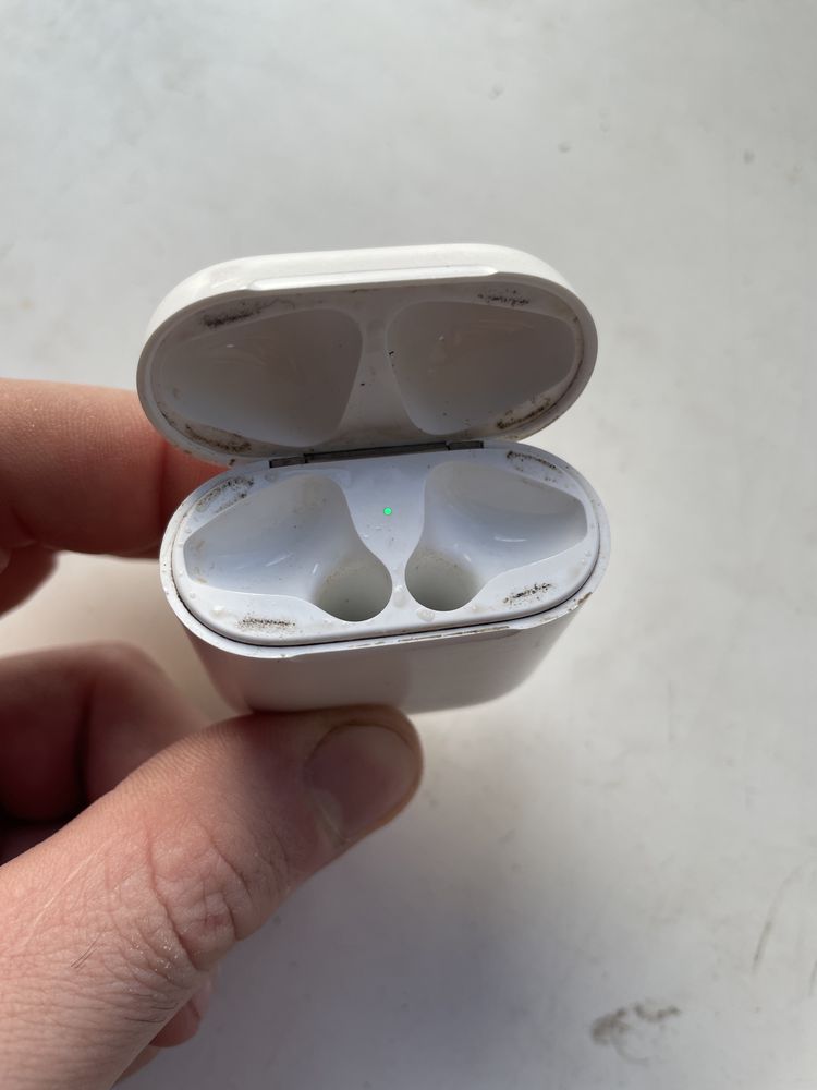 Кейс airpods 2.