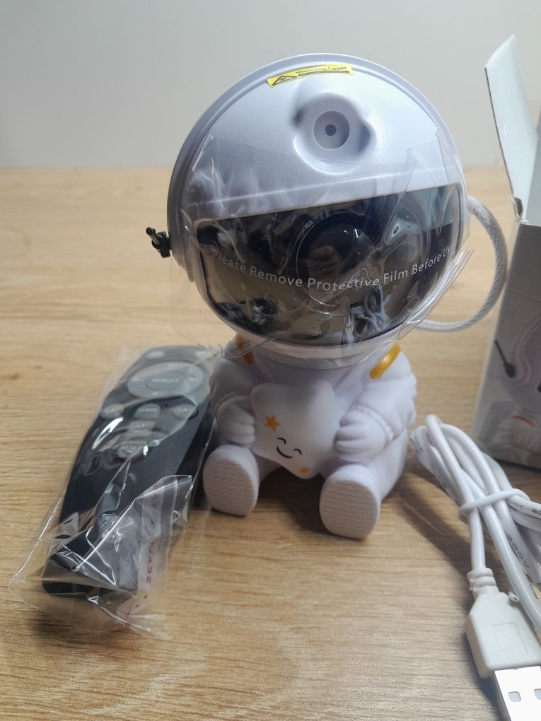 Projektor gwiazd astronauta nebula hr-f3 z pilotem
