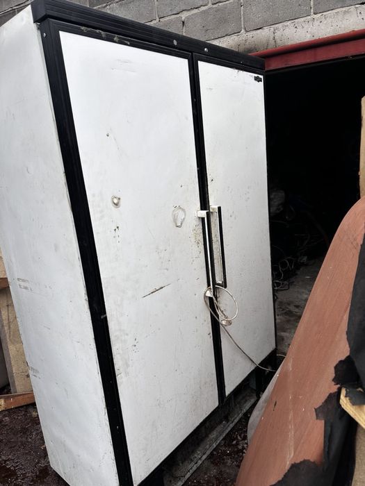 Продам холодильник