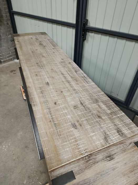 Komoda drewniana rustykalna, drewno egzotyczne. Import Holandii