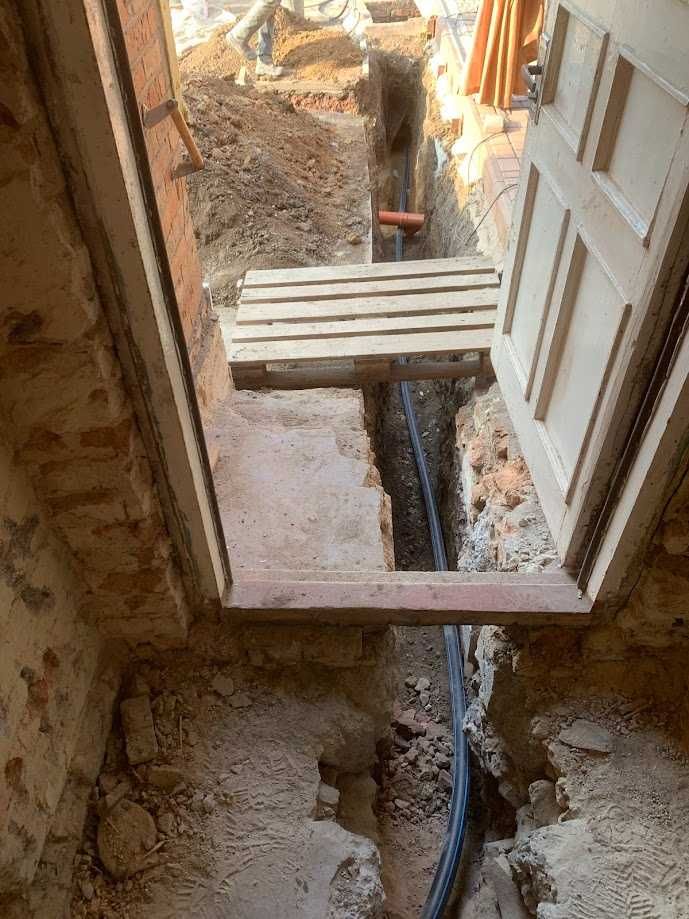 Сантехник. Врезка, замена крана, прочистка труб, устранение порыва