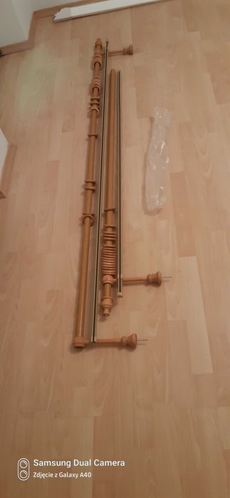 Sprzedam tanio  Karnisze  do okien