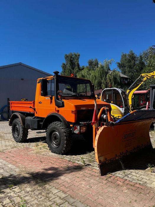 Mercedes-Benz UNIMOG U1600  +Pług+Piaskarka