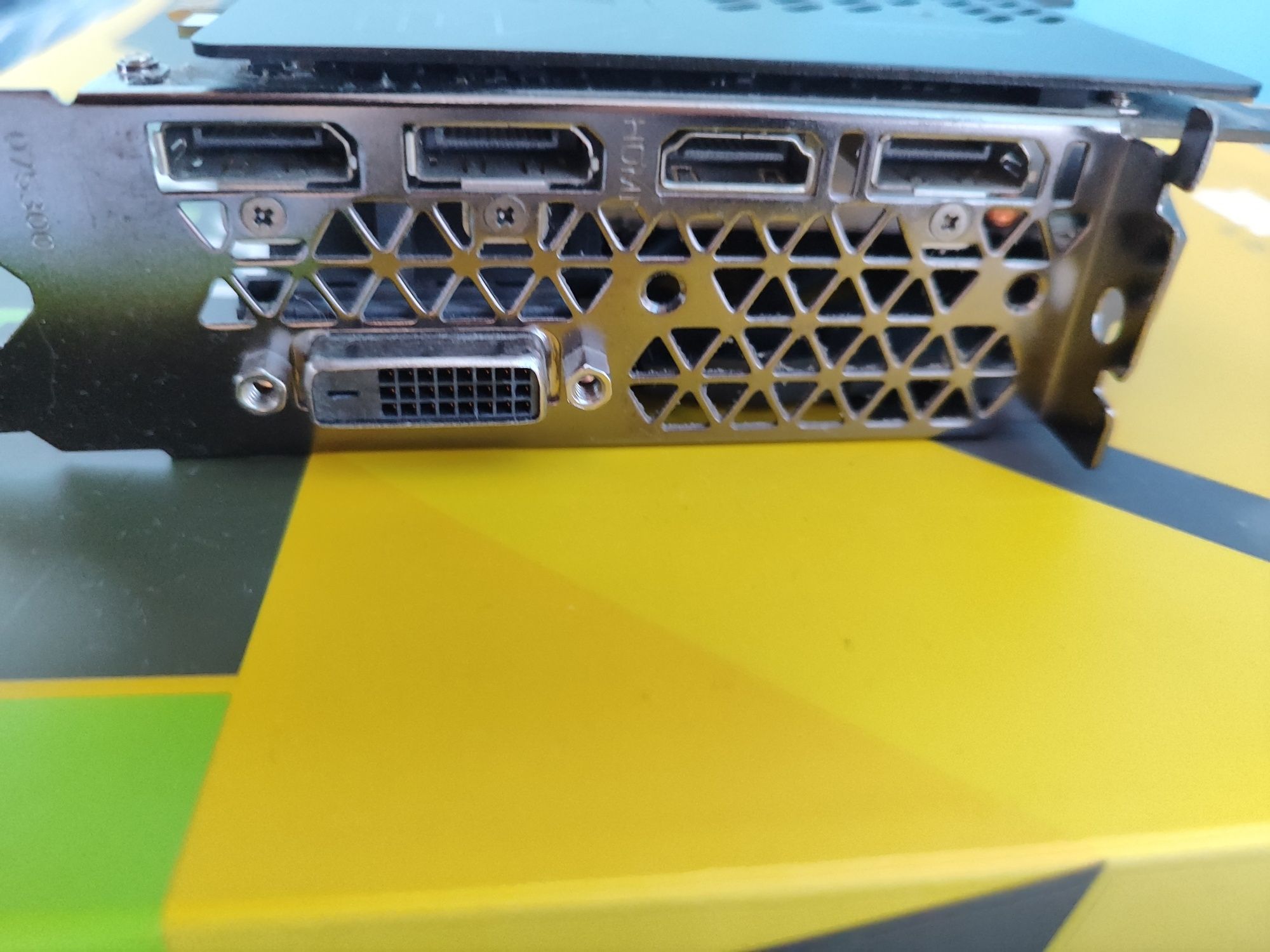 Karta graficzna ZOTAC GeForce GTX 1070 Ti AMP! Edition – 8GB GDDR5
