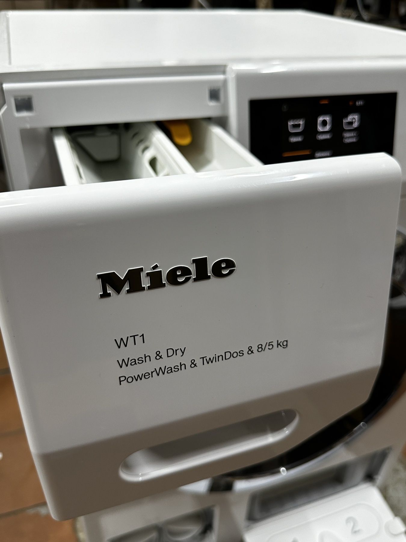 Пральна машина з сушкою MIELE WTR 870 WPM німеччина