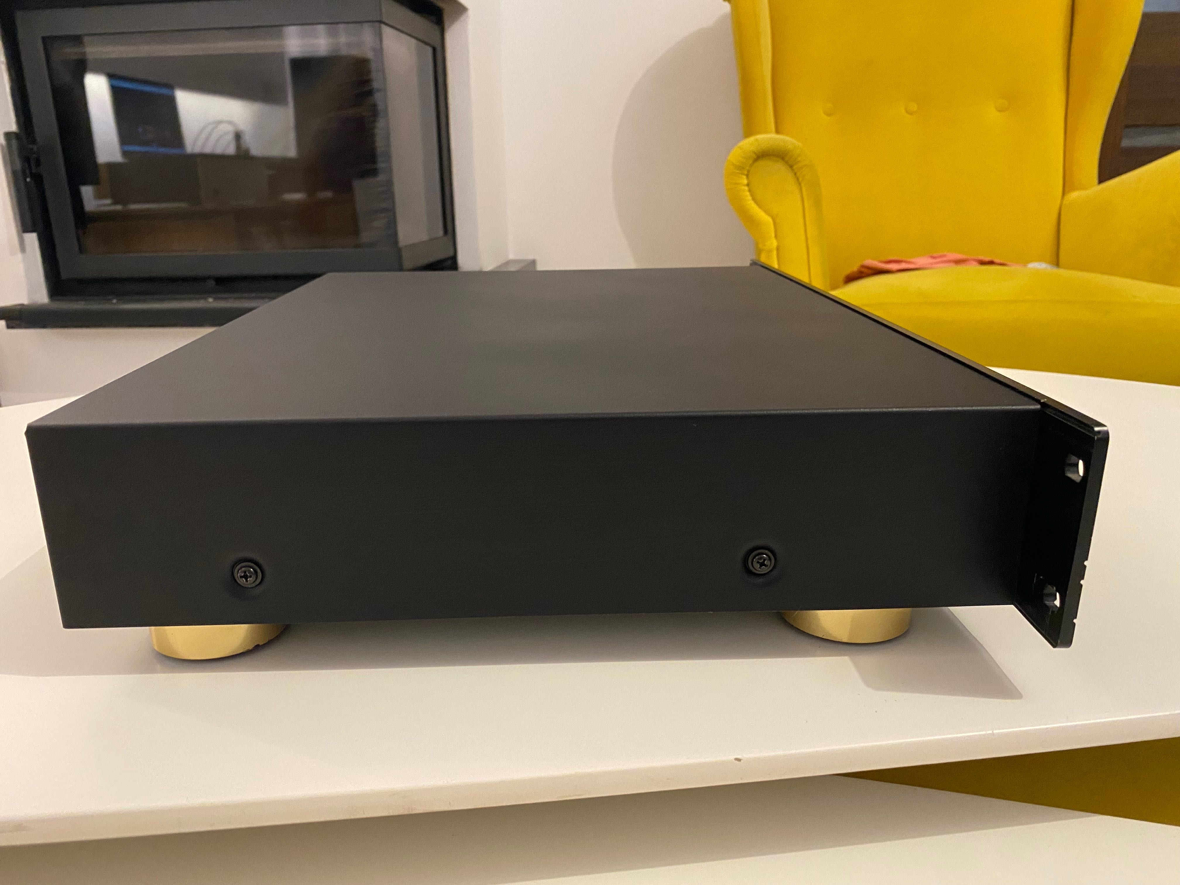 PARASOUND  P/LD  1500 , zbalansowany