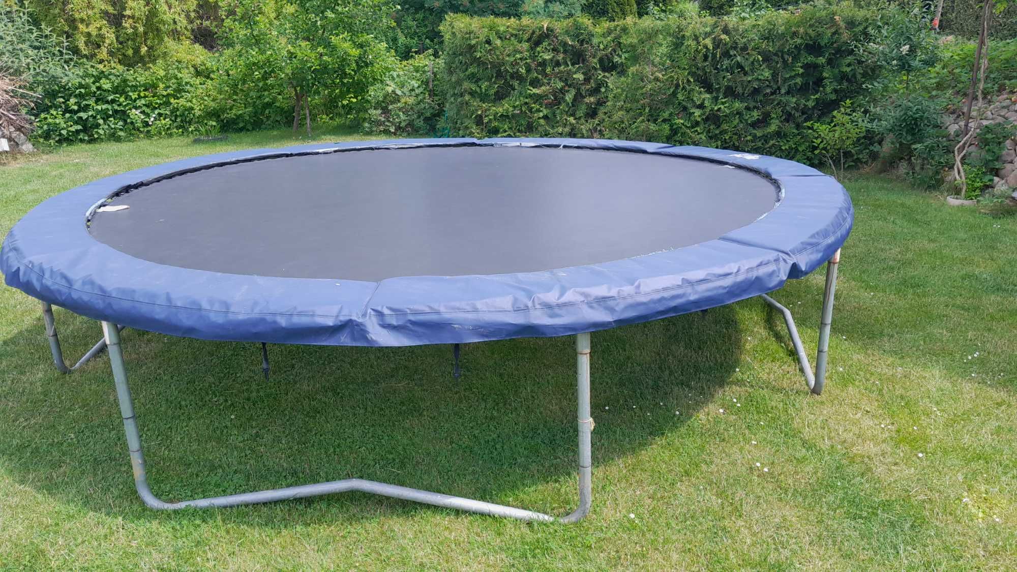 Trampolina ogrodowa