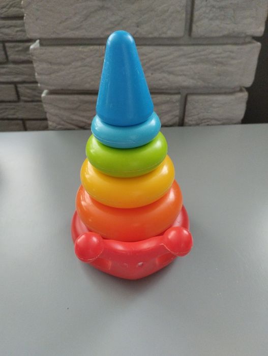 Дитяча  піраміда