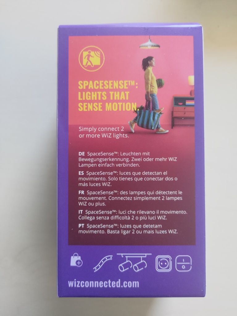 Żarówka Smart Wiz LED E14 ŚWIECA 4,9W 40W RGB