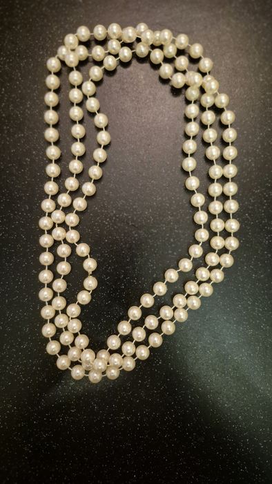 Намисто з штучних перлин