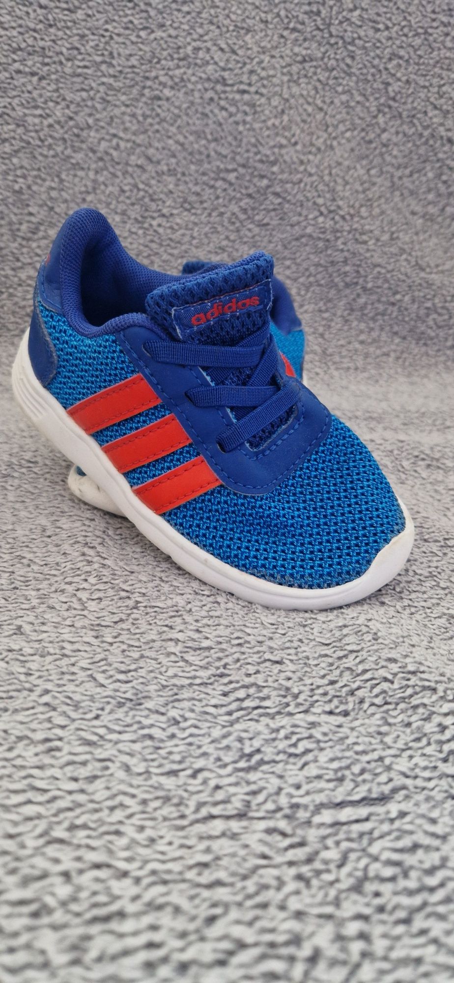 Addidasy Lite Racer 24