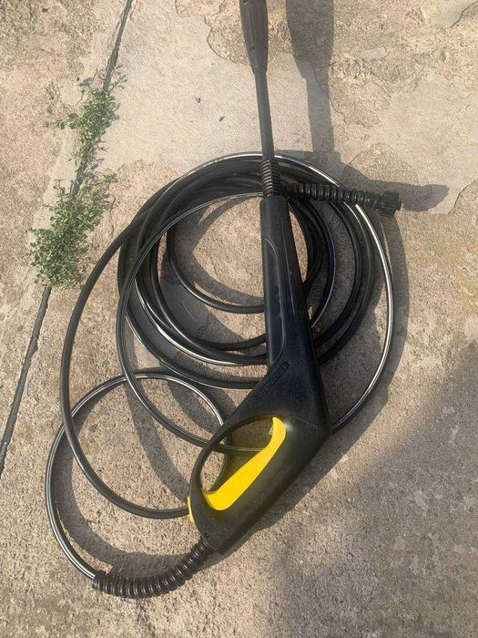 Професійний миючий аппарат Kärcher HD 585