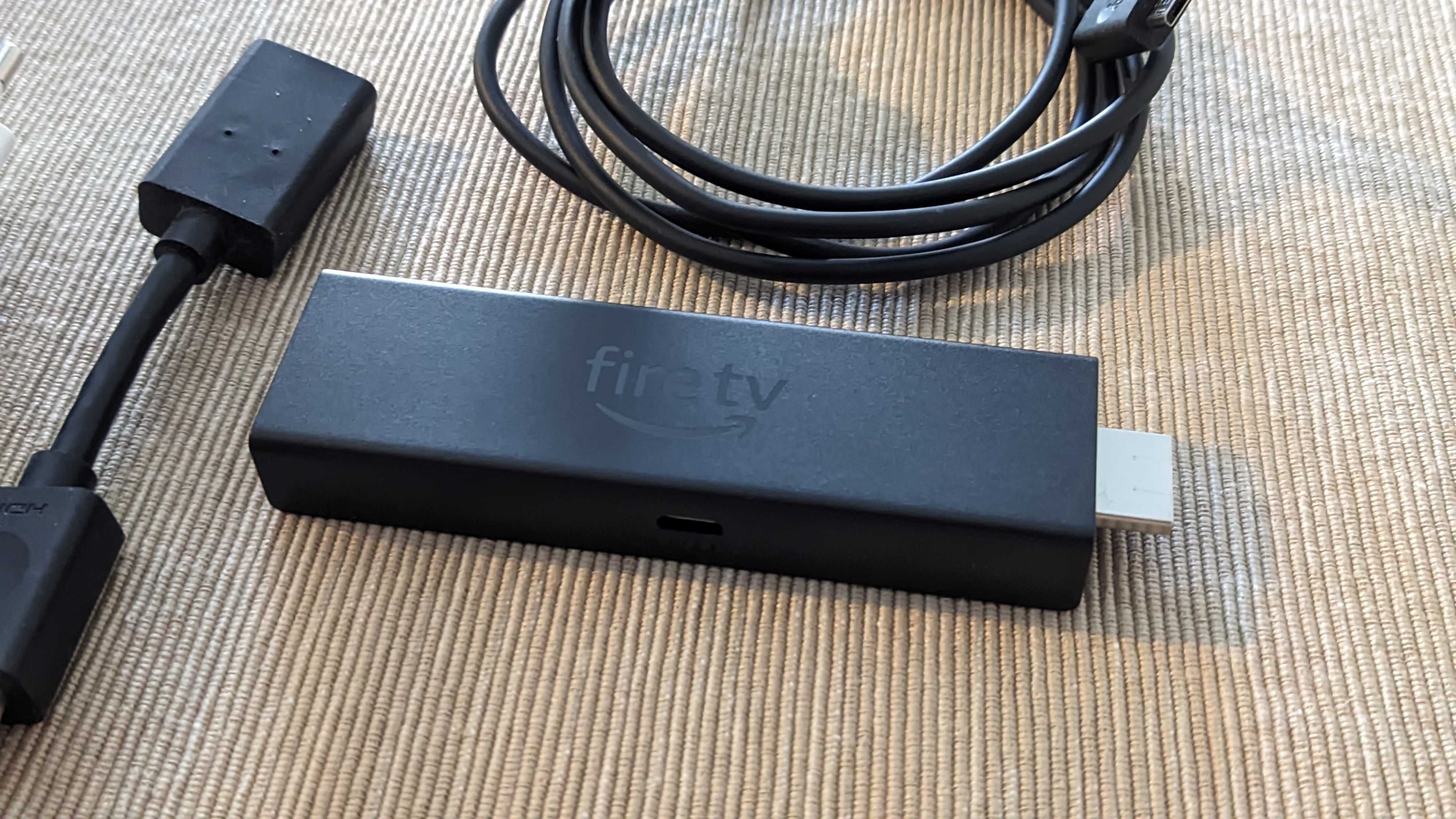 Amazon Fire TV Stick 4K MAX 1.ª Geração