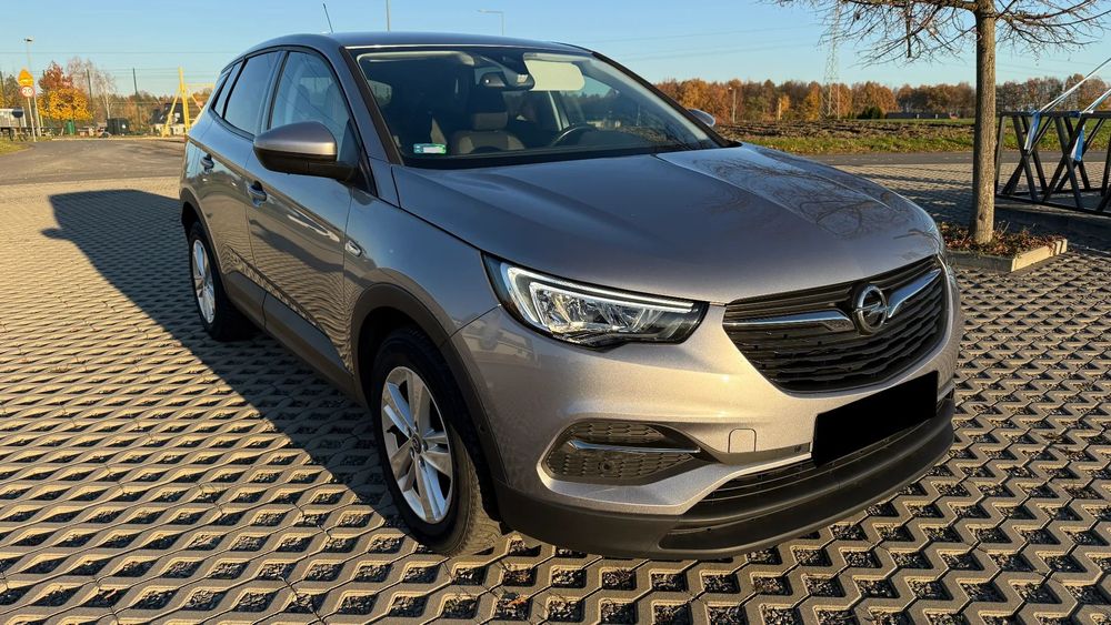 Opel Grandland X automat, stan idealny, bardzo mały przebieg, bezwypadkowy