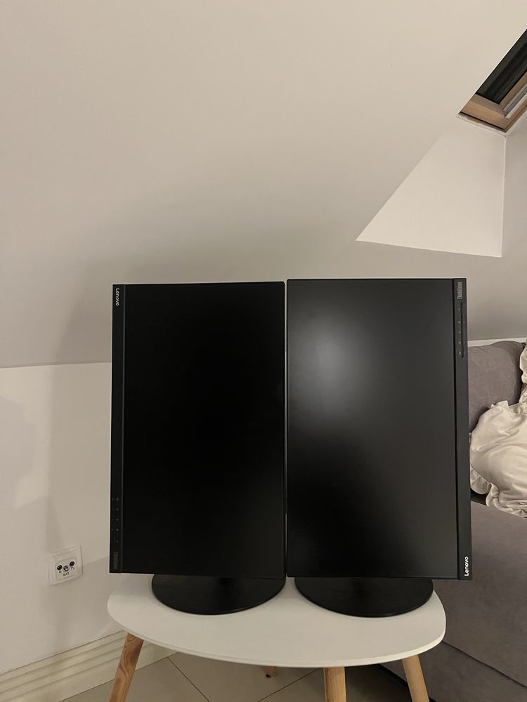 Monitor Lenovo Thinkpad 23” 2szt