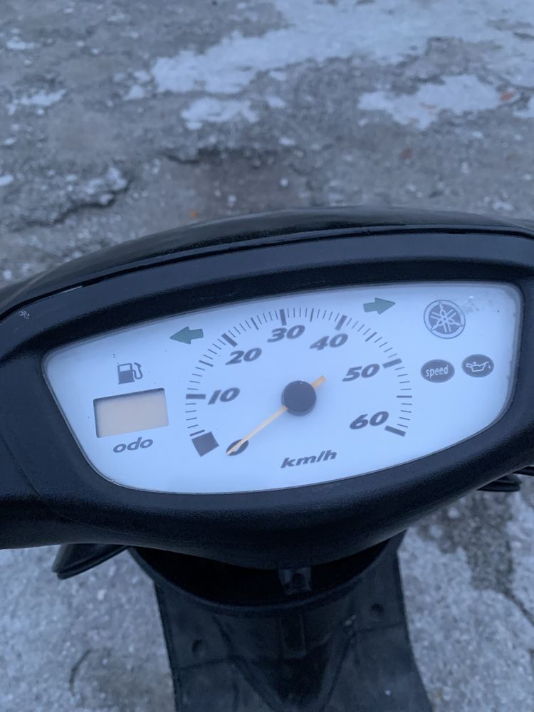 Продам скутер ямаха джог са 16