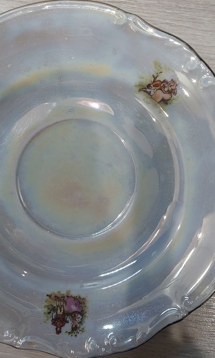 Filiżanki złocone-porcelana