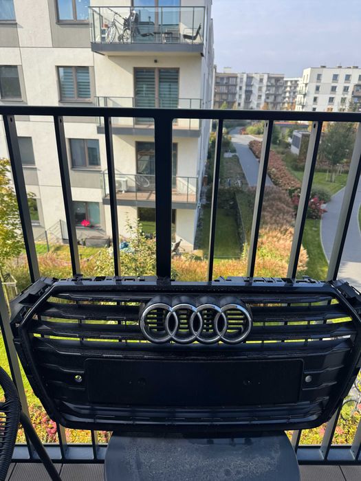 Atrapa Chłodnicy Grill Czarny Audi A4 B9 Oryginał