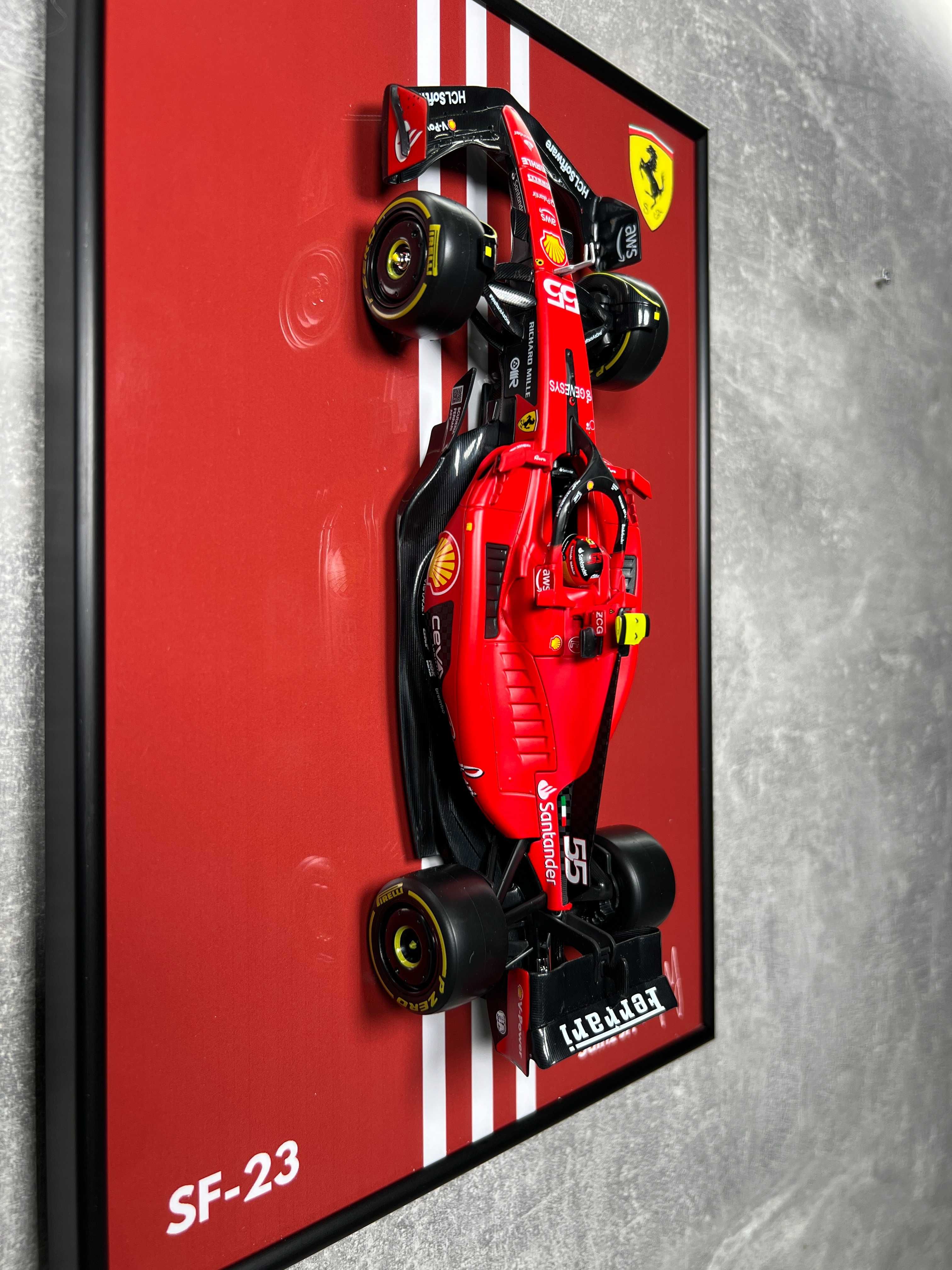 Модель Bburago F1 з Підставкою Ferrari SF-23 #55 Carlos Sainz Jr. 1/24