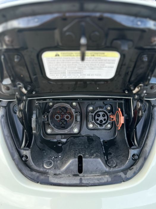 Nissan Leaf 24kw їде 110-120км 9палок! Ціна до 25.10
