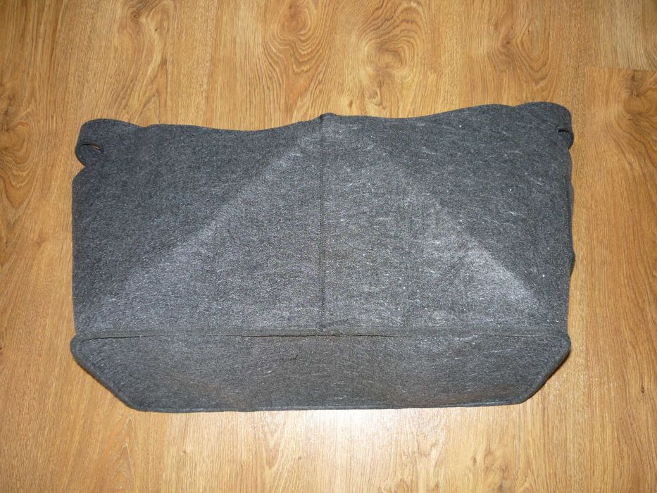 Filcowy kosz na drewno opałowe do kominka