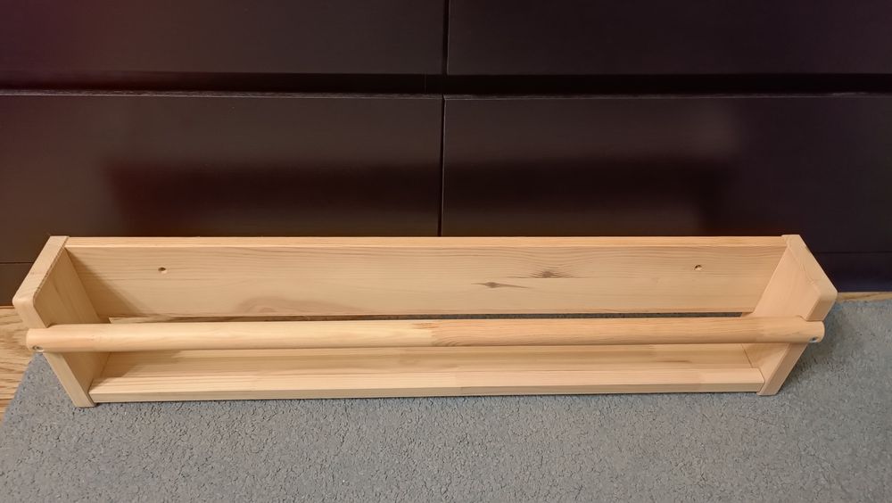 Drewniana polka ba książki Ikea flisat