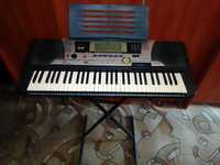 Продам синтезатор Yamaha PSR-550